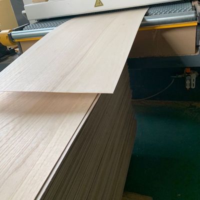 T/T Pago Material de madera de 1,5 mm de espesor para modelos de madera de diseño moderno