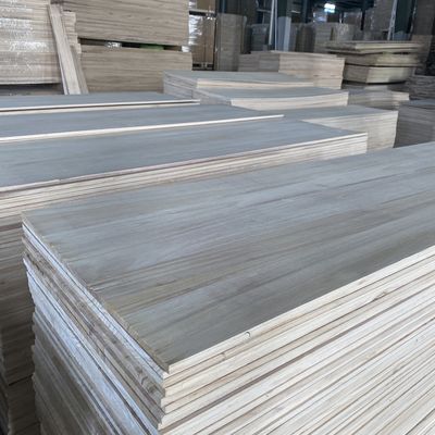 Fabricación de madera en el hogar Densidad 8 mm Tablas de madera de paulownia con densidad 280-300 kg/m2
