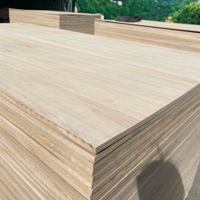 12 mm de espesor Tabla de madera sólida de paulownia Paneles de madera con densidad de 280-300 kg/m2