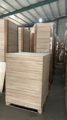 5-15 días Tiempo de producción Tablas de paulownia blanca para artesanías de madera