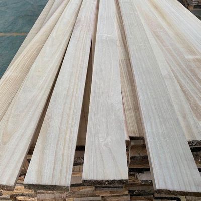 280-300 kg/m2 Densidad paneles de madera de paulownia en tamaño personalizado para muebles ecológicos