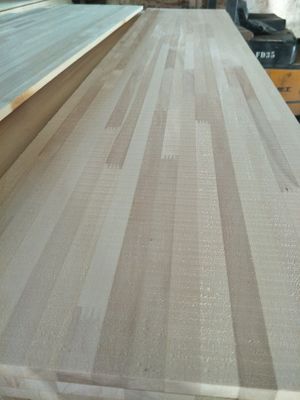 280-300kgs/cbm Densidad Pablownia Tablas de núcleo de madera Hojas de núcleo para pegamento ambiental E0/E1