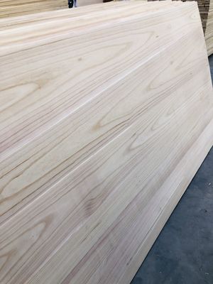 Tablero de madera sólida con capacidad de solución de proyecto Otros y contenido de humedad 8%-12%