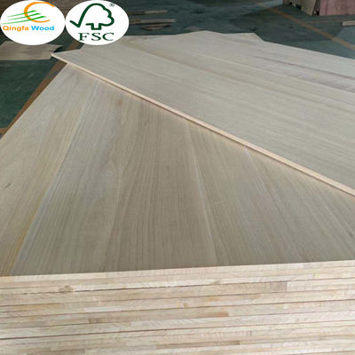 Tablero de madera sólida con capacidad de solución de proyecto Otros y contenido de humedad 8%-12%
