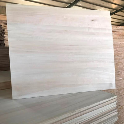 Panel de madera sólida Paulownia Madera m3 en Qingfa Servicio postventa Inspección in situ