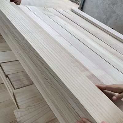Grado AA de muebles Tablas de paulownia 2x4 Madera Certificado FSC