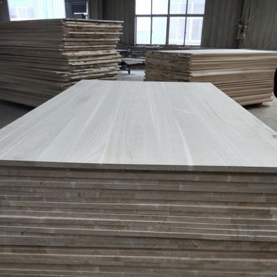 Tabla de madera sólida Paulownia para artesanía Color natural 1220x2440mm