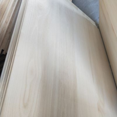 Madera de Paulownia Tamaño personalizado Tablas de madera blanqueadas sin nudos 1220x2440mm