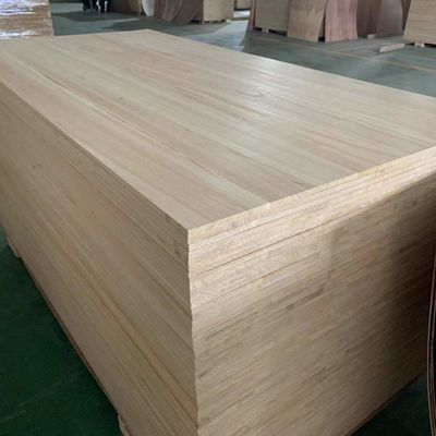 Madera de paulownia natural o blanqueada 2440x1220 mm M3 para paneles de madera sólida